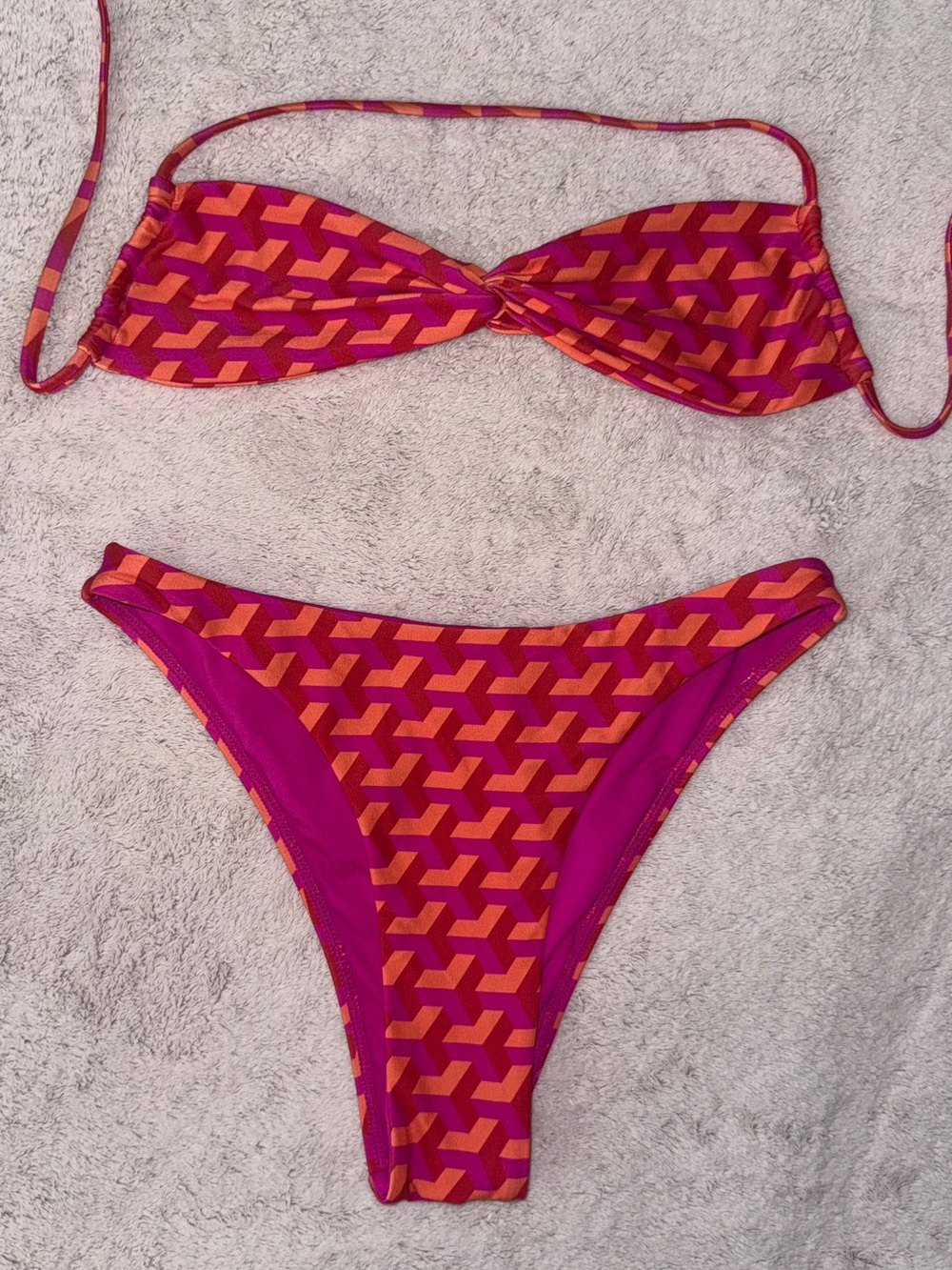 MONDAY SWIMWEAR